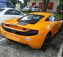 In Zambia rijden ook supercars rond