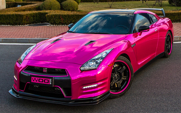 Chrome pink wrap for Nissan and Maserati